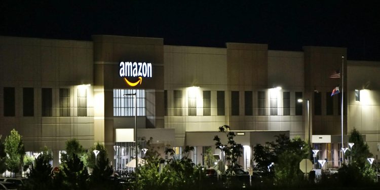 Amazon face pas strategic în comunicații prin achiziția Globalstar pentru 11,6 miliarde dolari