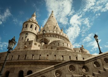 Peter Magyar vrea să normalizeze relațiile cu Polonia prin extrădarea unor politicieni vizați