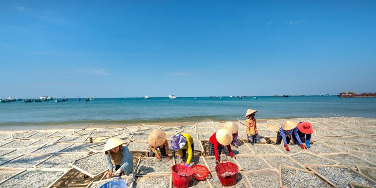 IMF identifică 28 de strâmtori cruciale pentru economia globală