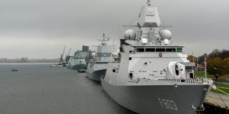 Europa deziripărea la F126: unul dintre cele mai costisitoare eșecuri navale germane