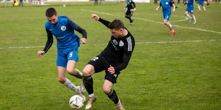 Factori cheie care influențează rezultatul unui meci de fotbal