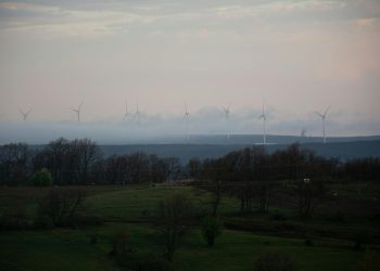 Guvernul subliniază reformarea și consolidarea sectorului energetic pentru a asigura investițiile și fondurile UE