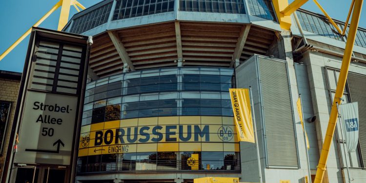 Globinvest marchează un an de ETF BET-EF la BVB