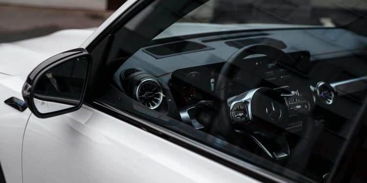 Mercedes-Benz Clasa C electric, versiune compactă „Baby-Benz” cu baterii