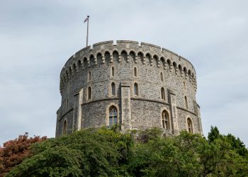 William și Kate la slujba de Paște, acompaniați de familia regală britanică