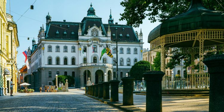 CCR constată neconstituționalitatea numirilor în CA TVR și Radioul Public