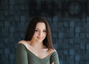 Vasilescu cere liderilor să salveze coaliția: Bolojan să nu pară țara într-un singur om