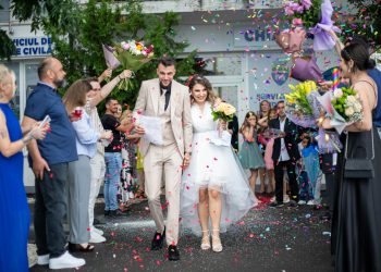 Bolojan respinge demisia, cere asumarea consecințelor pentru orice criză politică