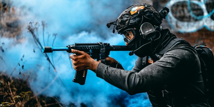 Armata SUA dezvăluie grenadeletale din plastic cu unde de șoc, prima de la Vietnam