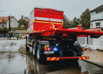 Guvernul promite ajutoare familiilor afectate de incendiul din Soveja