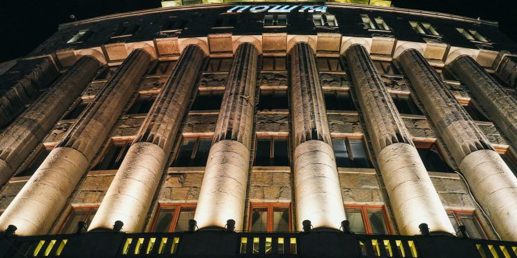 Isărescu despre aurul românesc din Rusia: informațiile despre locația lui sunt pline de feline superstitioase