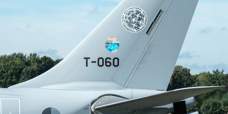 Rusia salută criticile SUA la adresa NATO