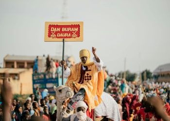 Nicușor Dan felicită victoria Tisza în Ungaria și vorbește despre un nou capitol în relațiile româno-ungare