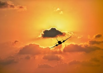 Israel lansează un nou val de atacuri aeriene asupra Iranului