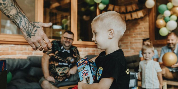 Cum jocurile video pentru copii pot induce comportament asemănător gamblingului