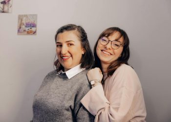 LIVRESQ lansează Asistentul Educațional LIVRESQ Companion cu sprijin Google