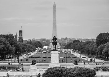 Lideri politici și corporații participă la reuniunea Bilderberg în context transatlantic tensionat