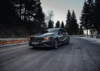 Samsung SDI semnează acord pe termen lung pentru baterii Mercedes-Benz