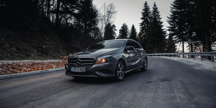 Samsung SDI semnează acord pe termen lung pentru baterii Mercedes-Benz