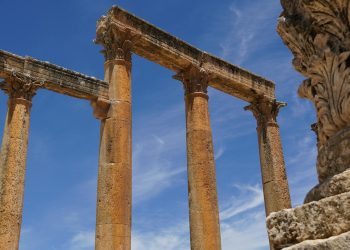 Artemis II stabilește un nou reper în spațiu, depășind distanța atinsă de Apollo 13