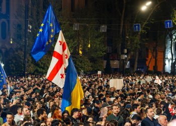 USR își menține sprijinul pentru premierul Ilie Bolojan și explorează posibile contacte cu AUR