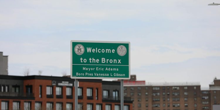 Barack Obama și Zohran Mamdani citesc povești la un centru pentru copii din Bronx