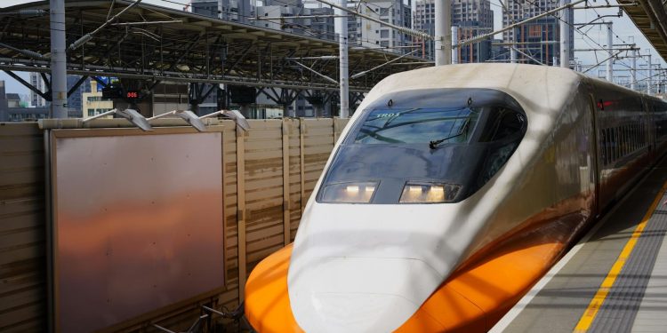 Xi Jinping primește lidera opoziției taiwaneze la Beijing, avertizare asupra independenței