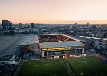 Patriarhul Daniel evocă lui Mircea Lucescu performanță sportivă și mărturie creștină