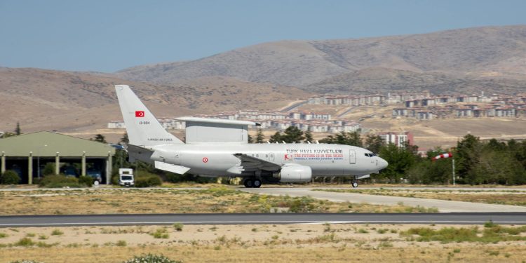 Turcia va facilita dialogul Rusia-Ucraina în cadrul întâlnirii lui Erdogan cu secretarul NATO