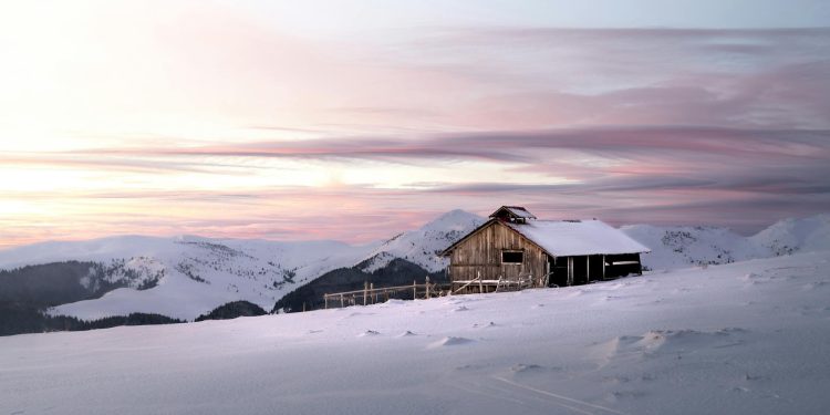 România dezvoltă o fabrică de producție militară în Dâmbovița, fără claritate asupra unui plan pe termen lung