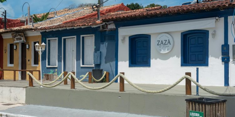 Iranurileană permite navelor irakiene tranzit liber Strâmtoarea Hormuz