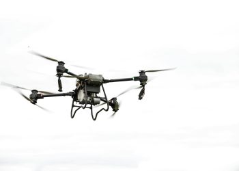 Drone ucraineane lovează două elicoptere rusești în Voronej, la 150 km de front