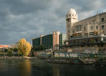 Urania Cremene critică mesajele copiilor fraților Velea despre piesa Mamacita