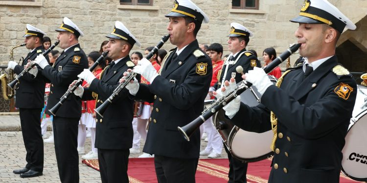 Doi foști fotbaliști străini, la înmormântarea lui Mircea Lucescu, în secret la București