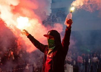 Un bărbat reținut după aruncarea unui cocktail Molotov la casa lui Sam Altman