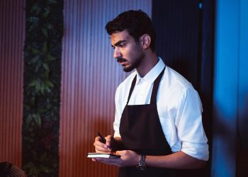 Daniel Dines avertizează: AI-ul contează mai puțin decât sistemul și verigile de încredere care îl înconjoară