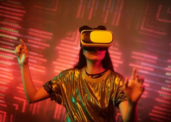 Meta anunță concedieri masive: aproape 8.000 de angajați afectați în prima etapă