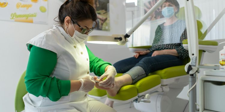 Atenție la apeluri care se pretează a fi ANAF: fraude prin vishing în creștere