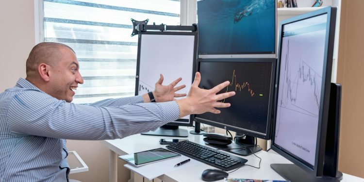 EVERGENT Investments aprobă propunerile Consiliului în adunările generale