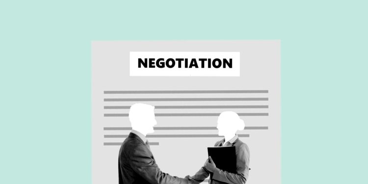 Bolojan solicită negocieri rapide cu Pfizer în dosarul dozelor vaccin anti-Covid