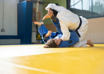 Ucraina cere IOC reevaluare statut neutru pentru sportivi ruși