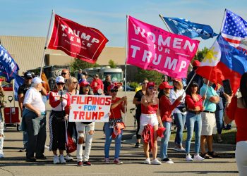 Trump are o victorie care poate semăna cu o înfrângere militară, avertizează criticii