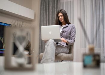 ETF-uri: cum aleg între distribuție și acumulare