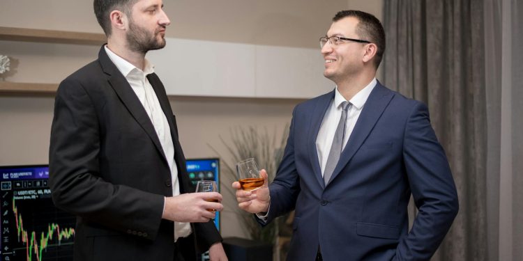 Grup Șerban Holding intră în insolvență; acțiunile scad cu 45% în 2026