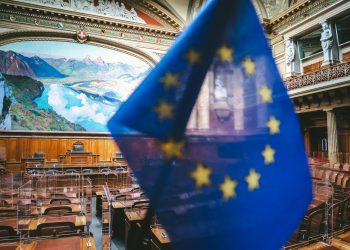 Europa trebuie să devină mai puternică și independentă, avertizează Macron privind protecția SUA