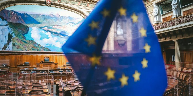 Europa trebuie să devină mai puternică și independentă, avertizează Macron privind protecția SUA