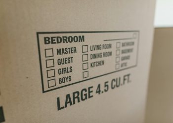 Atac cu cuțitul lângă o sinagogă în Londra; doi evrei răniți