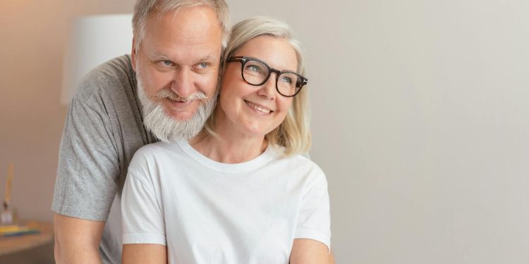 Căsătoria ar putea reduce riscul de cancer, arată un studiu amplu