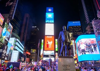 Portavionul USS George H.W. Bush se află în apele Oceanului Indian, lângă Orientul Mijlociu