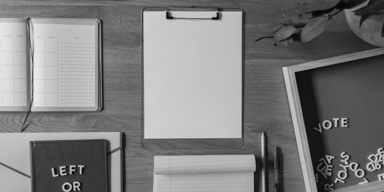 Slovacia: Președintele convoacă referendum pentru restabilirea parchetului anticorupție desființat de guvern